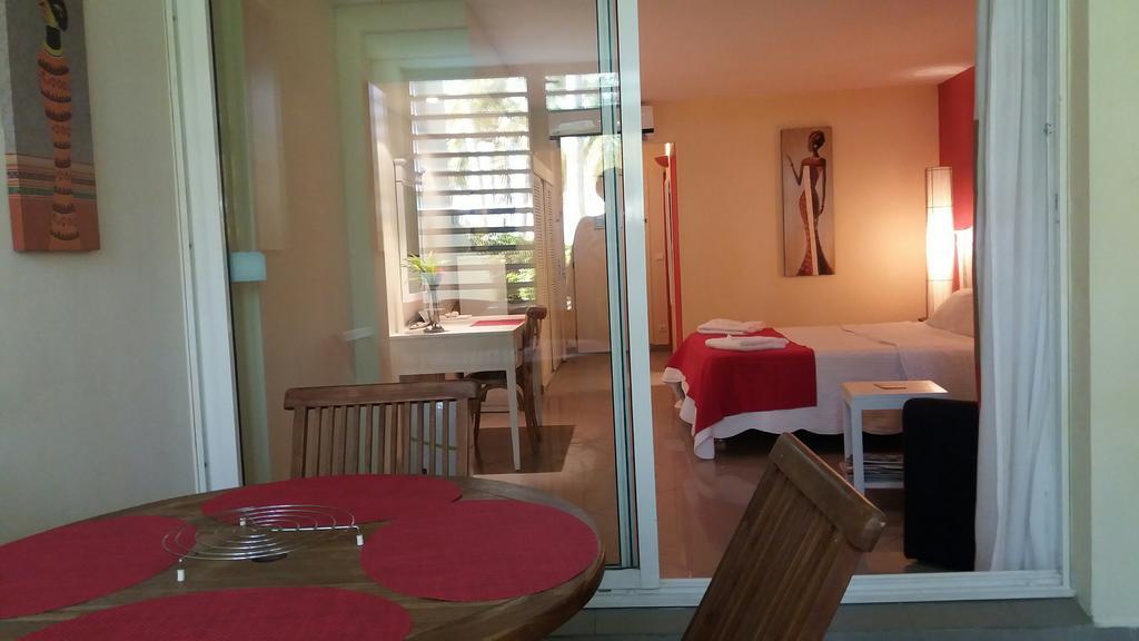 De La Vielle Tour - Particulier Vue Aparthotel Le Gosier (Grande-Terre)